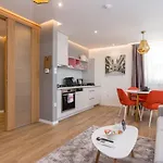 Mayisa * Sarajevo